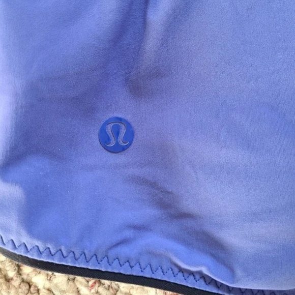 Lululemon Reversible Surf Short II in Twisted Dune Harbor Blue Black (Size 8) - Picture 8 of 9